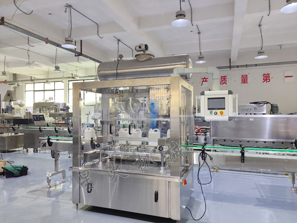 peͰũҩȫ�Զ�Һ���װ��