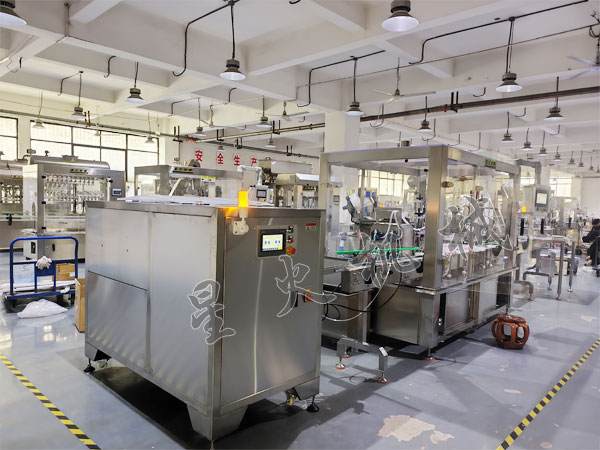 �������Լ���װ������